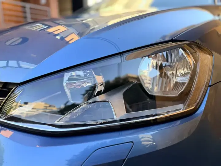 Volkswagen Golf VII