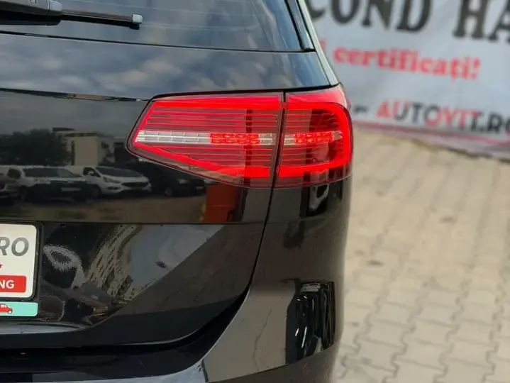 Volkswagen Passat 1.6 TDI SCR DSG Business
