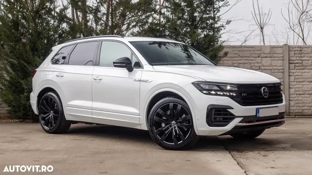 Volkswagen Touareg 3.0 V6 TSI OPF 4Motion Aut. R-Line — imagine 2