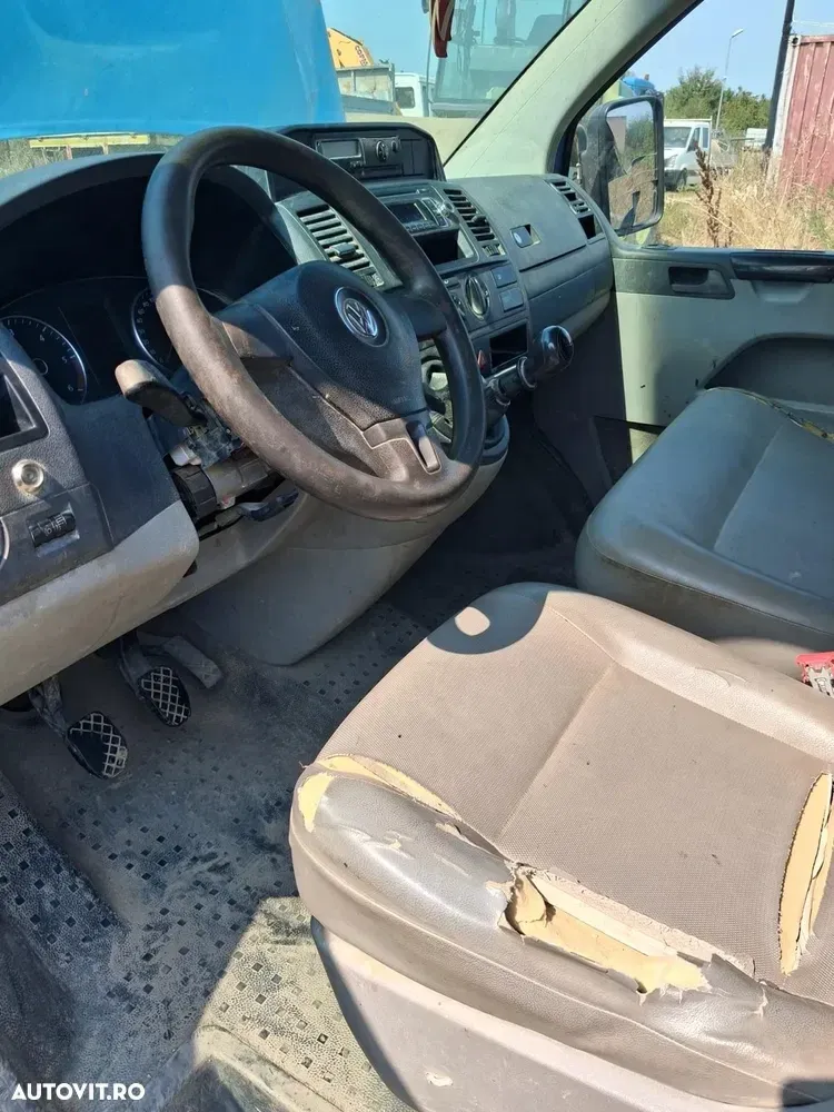 Volkswagen Transporter — imagine 5