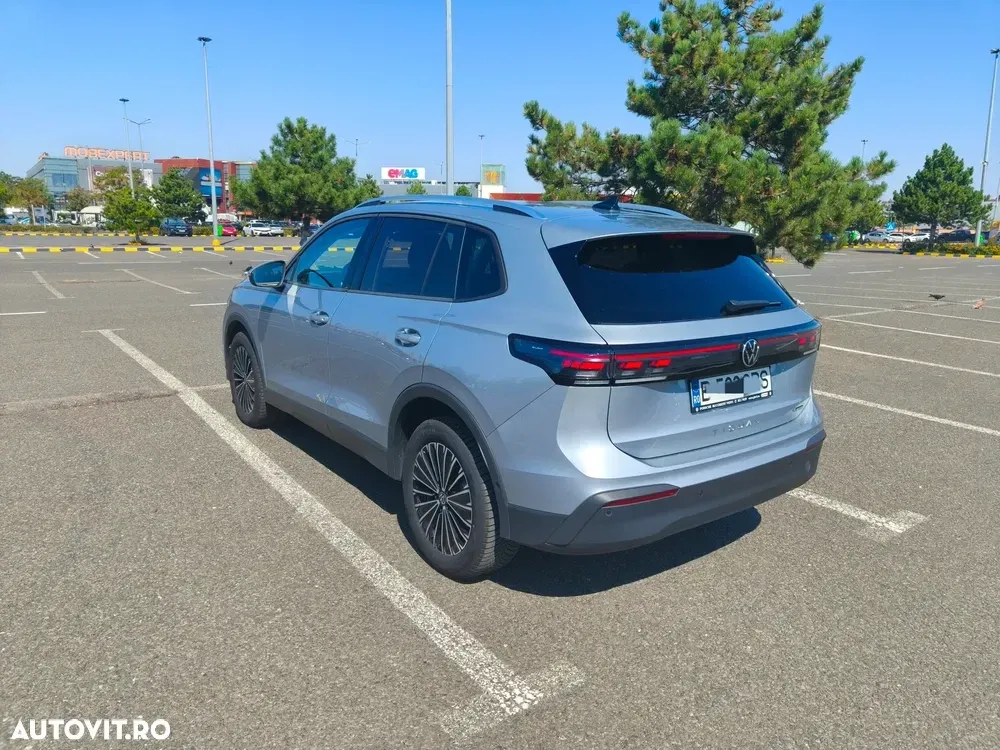 Volkswagen Tiguan 2.0 TDI DSG 4Motion Advanced — imagine 3