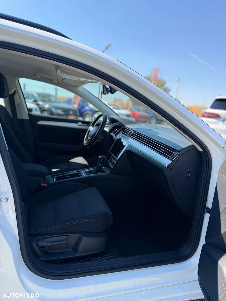 Volkswagen Passat — imagine 6