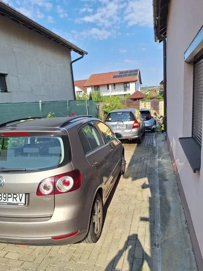Volkswagen Golf Plus 2.0 TDI Comfortline — imagine 2