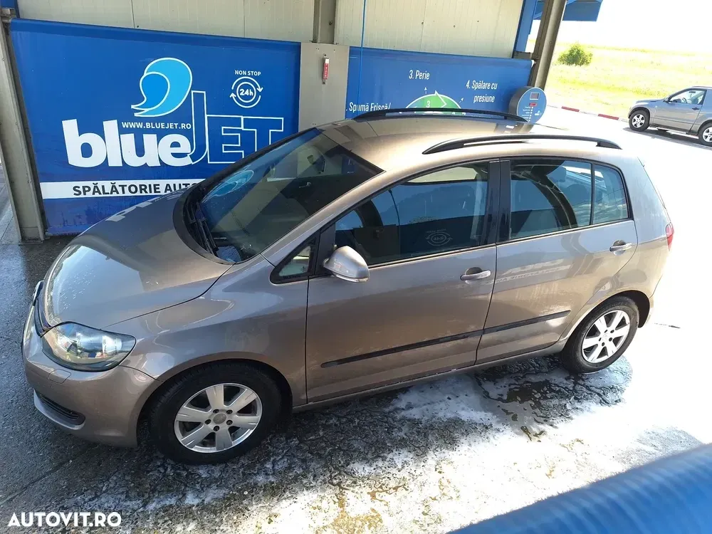 Volkswagen Golf Plus 2.0 TDI Comfortline — imagine 4