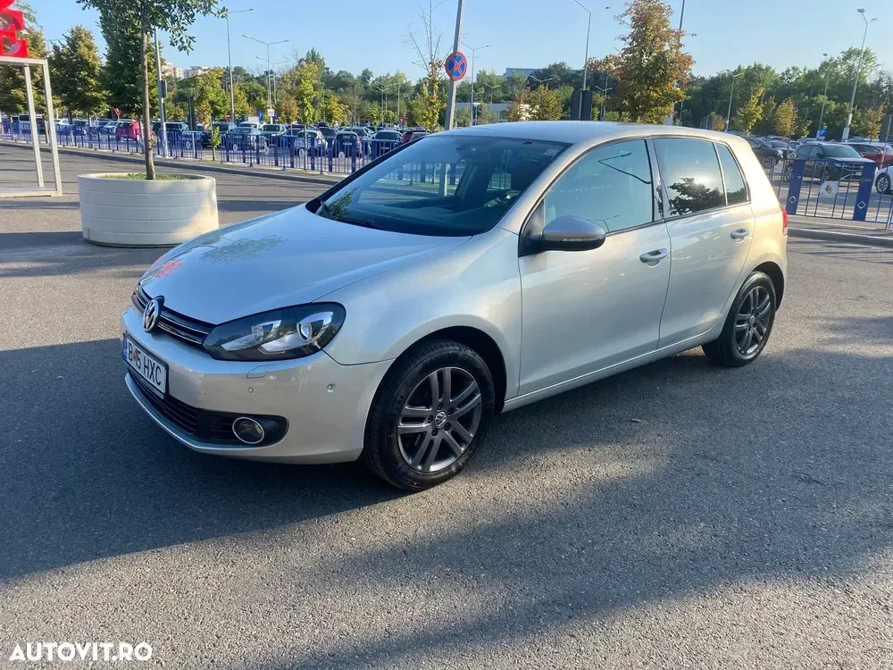 Volkswagen Golf — imagine 4