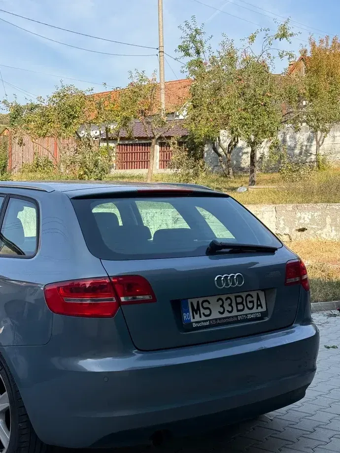 Audi A3 Sportback 8P — imagine 3
