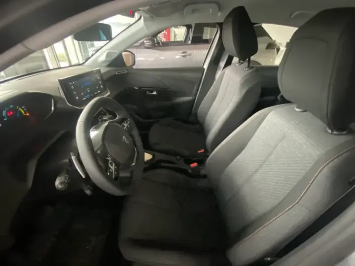 Peugeot 208 Hybrid 110 e-DSC6 Style