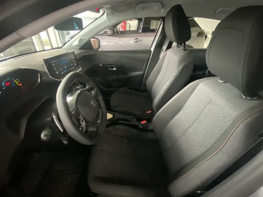 Peugeot 208 Hybrid 110 e-DSC6 Style — imagine 5