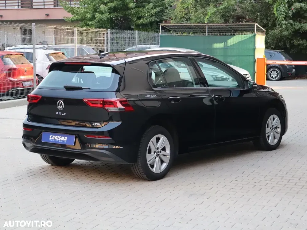 Volkswagen Golf 1.0 eTSI DSG MHEV Life — imagine 5