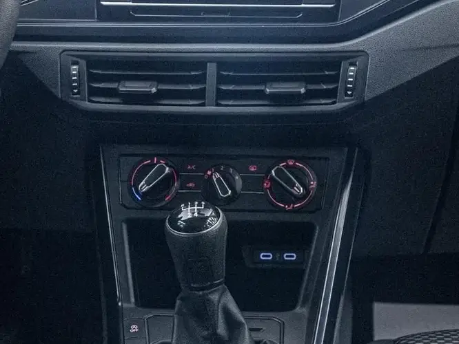 Volkswagen Polo 1.0 Comfortline