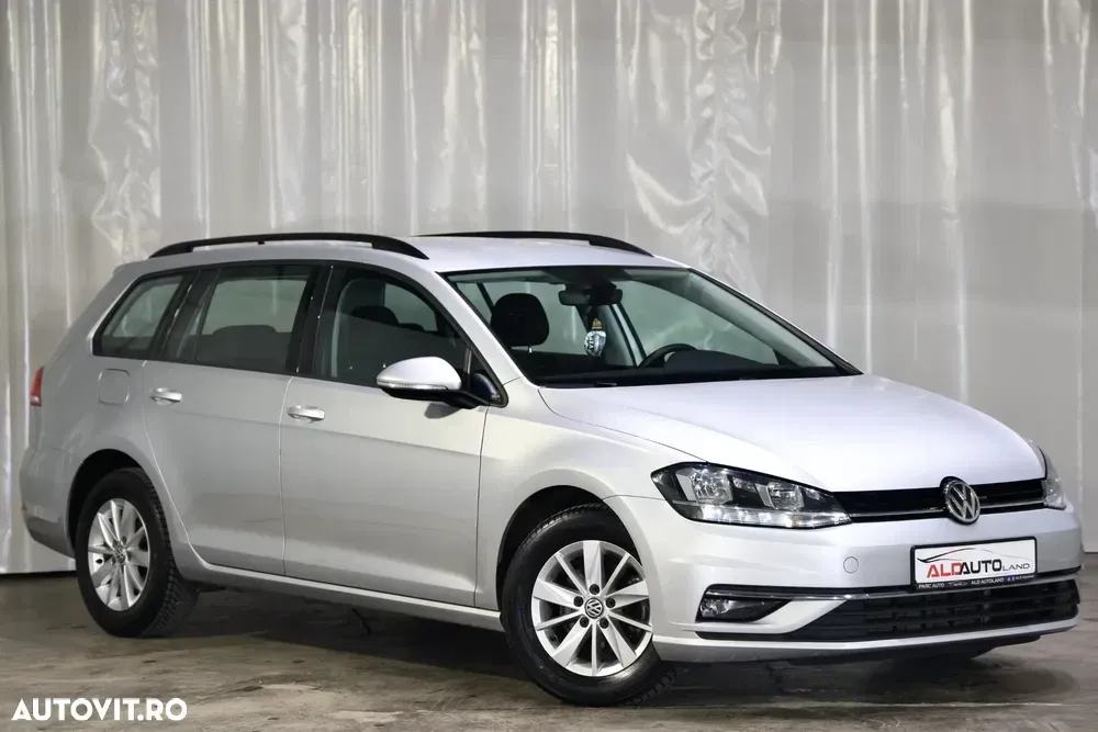 Volkswagen Golf 1.6 TDI SCR Comfortline — imagine 3