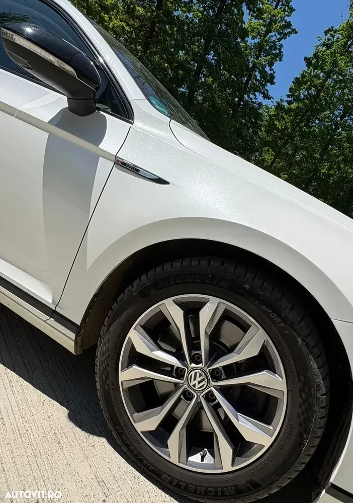 Volkswagen Passat B8 2.0 TDI DSG 4Motion Highline — imagine 3