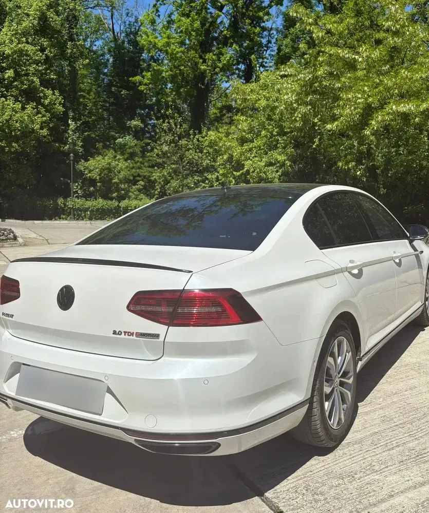Volkswagen Passat B8 2.0 TDI DSG 4Motion Highline — imagine 6