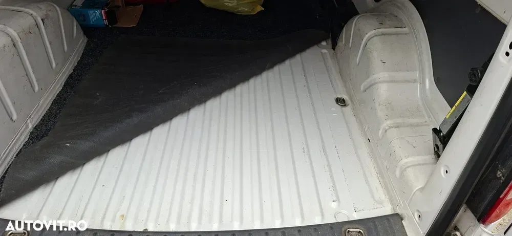 Volkswagen Caddy 1.6 TDI Trendline — imagine 6