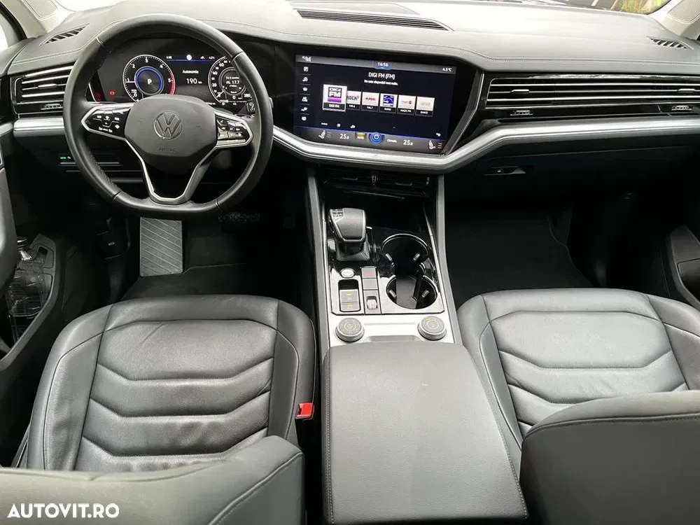 Volkswagen Touareg V6 TDI Elegance — imagine 6