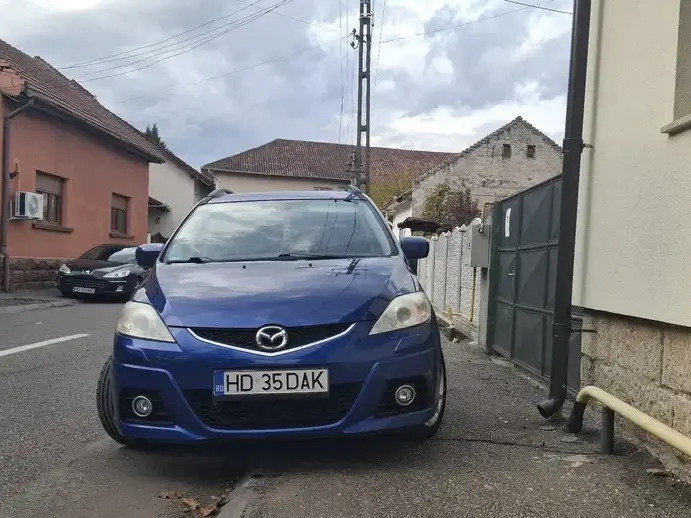 Mazda 5