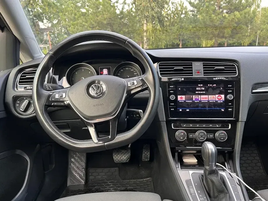 Volkswagen Golf 1.6 TDI DSG Highline — imagine 2