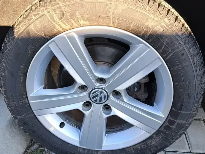 Volkswagen Golf 2.0 TDI DSG Sound