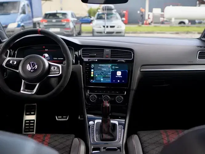 Volkswagen Golf GTI TCR 2.0 TSI OPF DSG