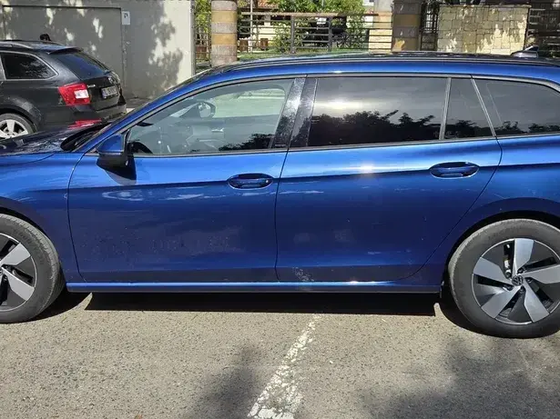 Volkswagen Passat 1.5 eTSI DSG MHEV Base