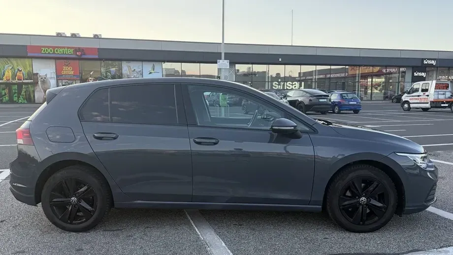Volkswagen Golf VIII 1.5 TSI ACT Life — imagine 5