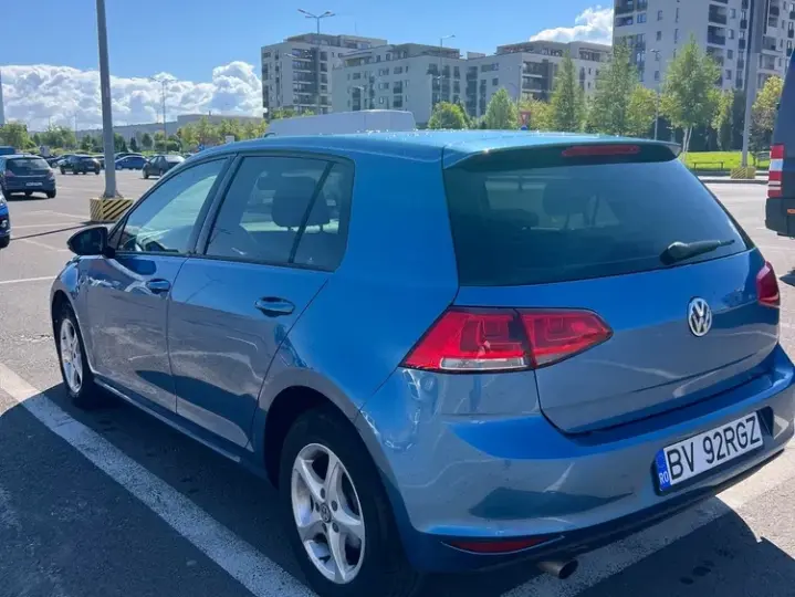 Volkswagen Golf VII 1.6 TDI BMT Comfortline