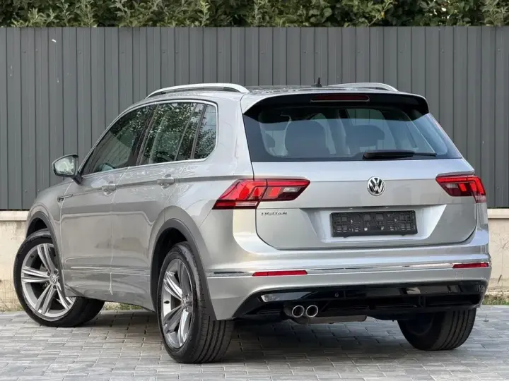 Volkswagen Tiguan II 2.0 TDI SCR DSG R-Line