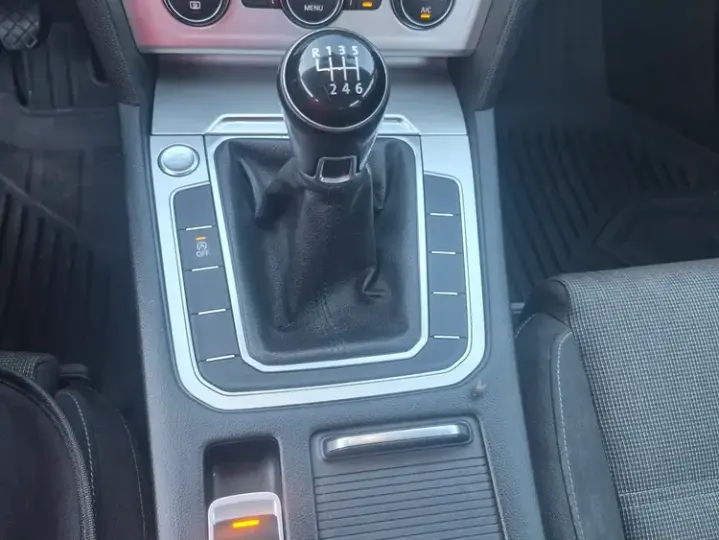Volkswagen Passat B8 1.6 TDI Comfortline