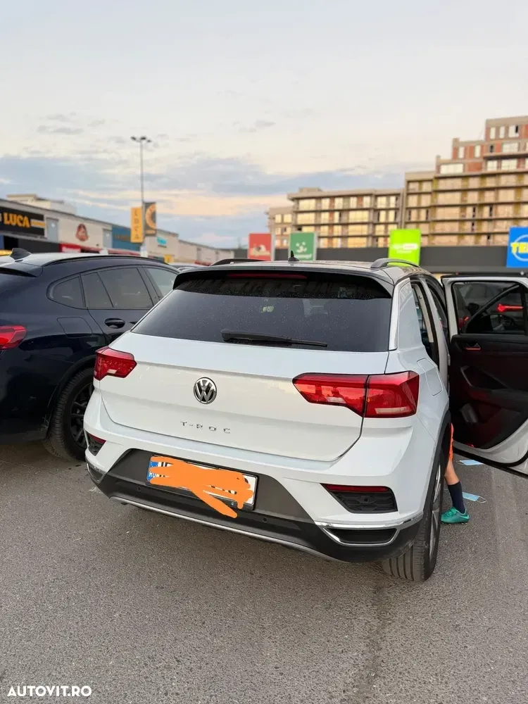 Volkswagen T-Roc 1.5 TSI DSG Design — imagine 4