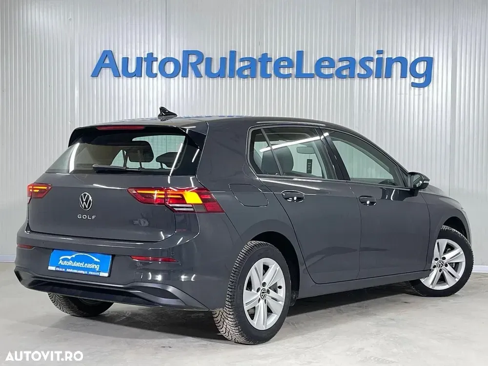 Volkswagen Golf 1.5 eTSI ACT DSG MHEV Life — imagine 3