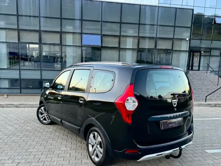 Dacia Lodgy