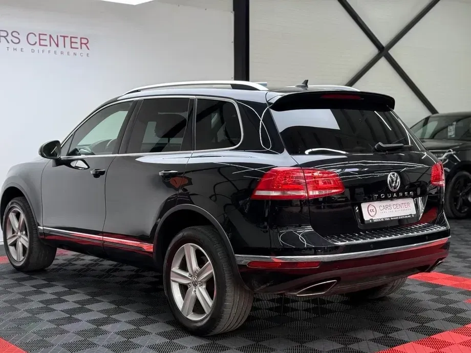 Volkswagen Touareg 3.0 V6 TDI SCR Blue Motion DPF Automatik Exclusive — imagine 4