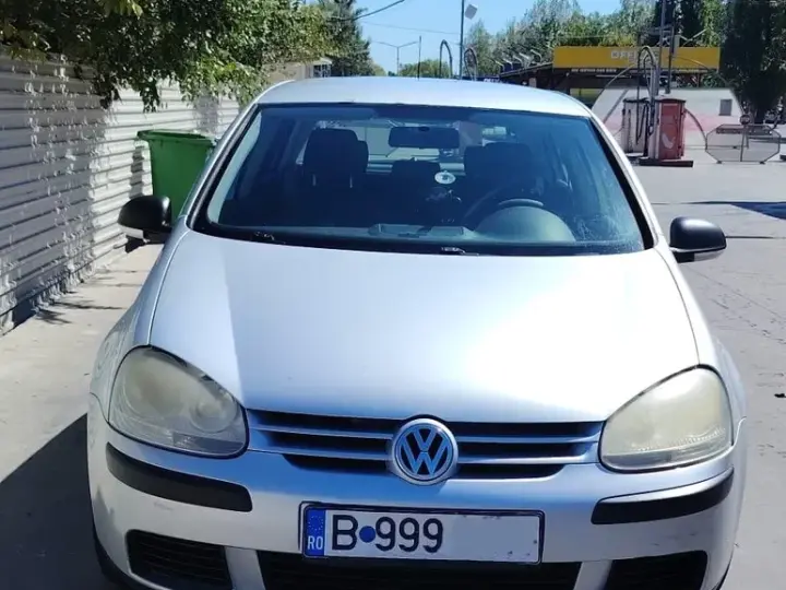 Volkswagen Golf V