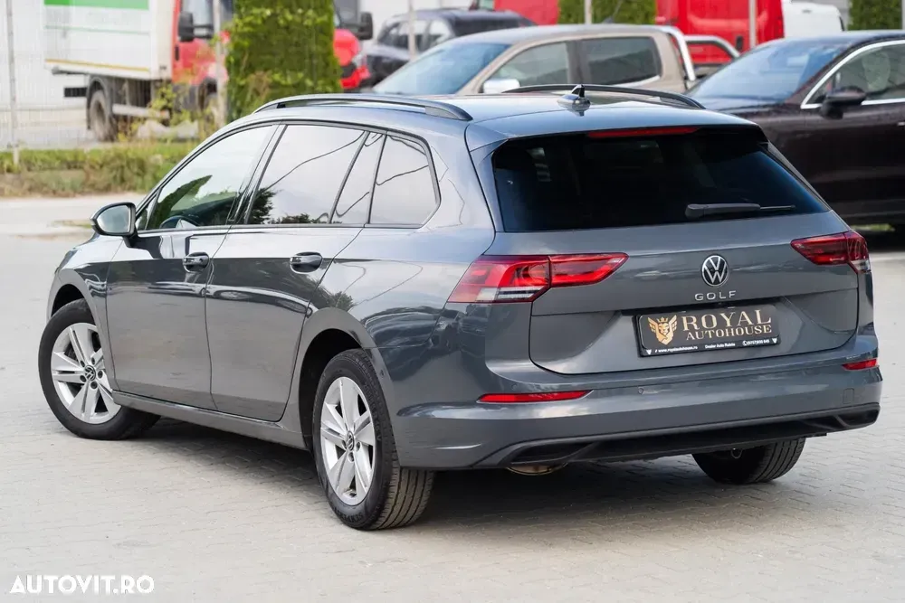 Volkswagen Golf VIII 2.0 TDI 115CP DSG Style — imagine 3