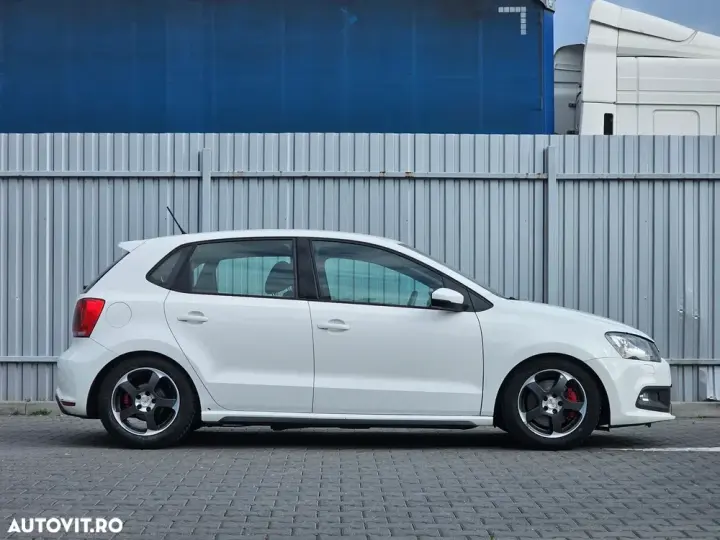Volkswagen Polo V