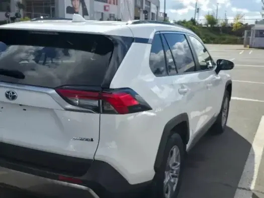 Toyota RAV4 V