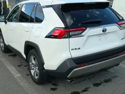 Toyota RAV4 V