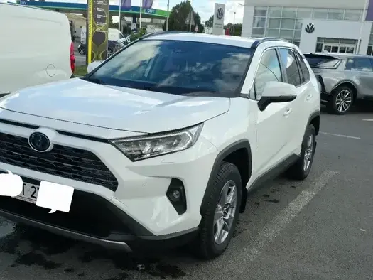 Toyota RAV4 V