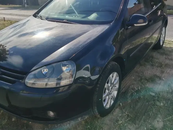 Volkswagen Golf V