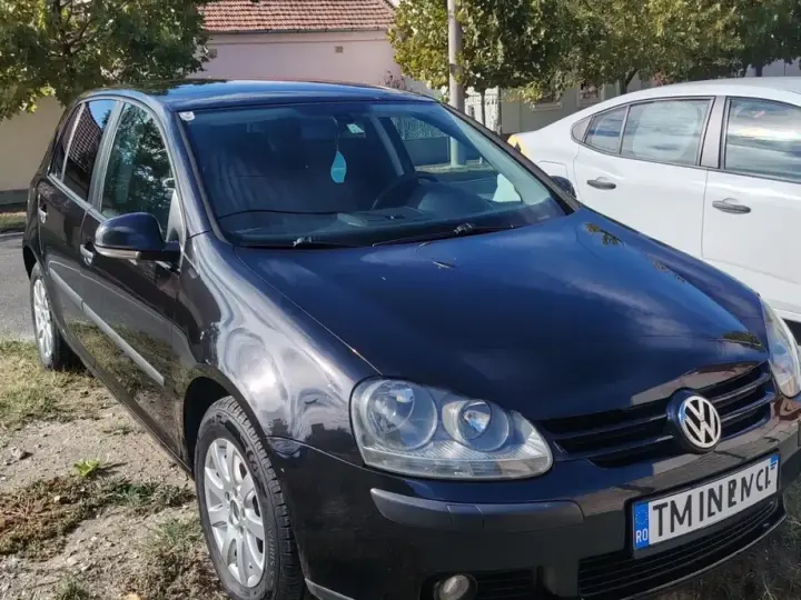 Volkswagen Golf V