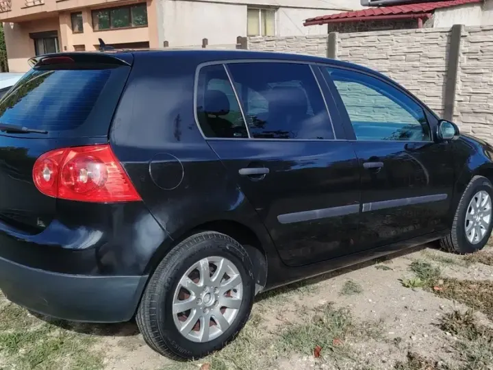 Volkswagen Golf V