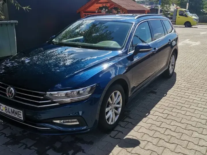 Volkswagen Passat B8 2.0 TDI DSG Trendline