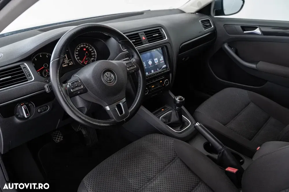 Volkswagen Jetta 1.2 TSI Comfortline — imagine 5