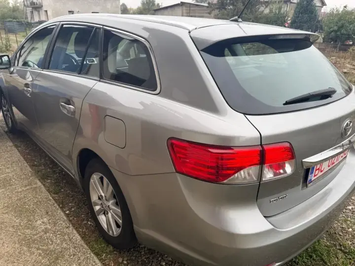 Toyota Avensis III 1.8 Executive