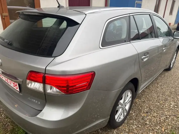 Toyota Avensis III 1.8 Executive