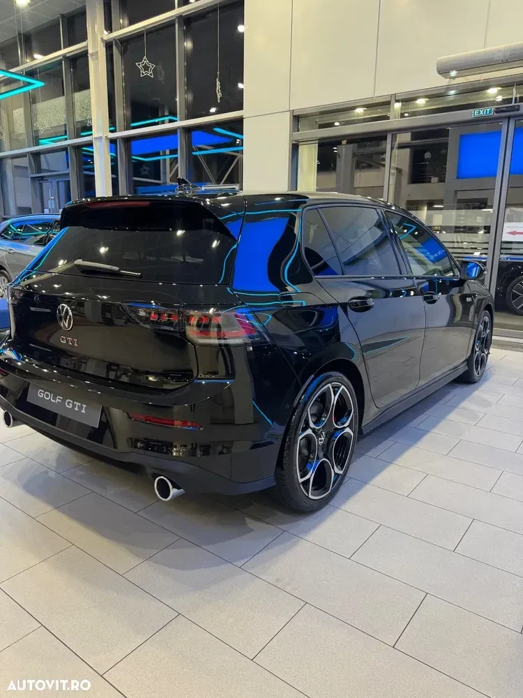 Volkswagen Golf GTI — imagine 5