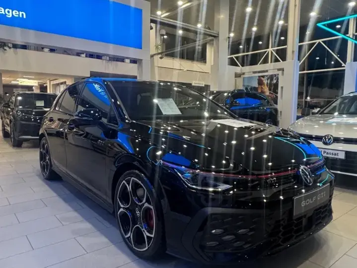 Volkswagen Golf GTI