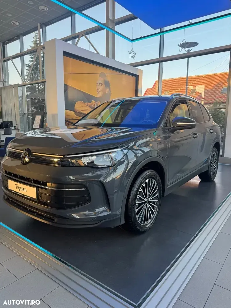 Volkswagen Tiguan — imagine 2