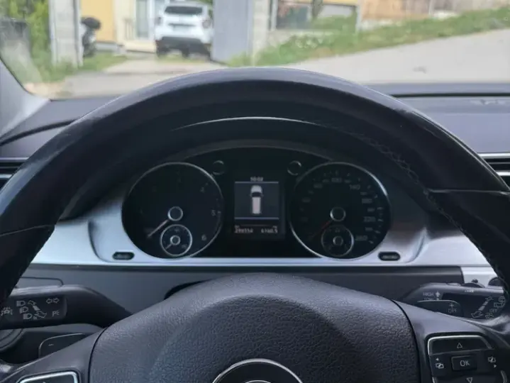Volkswagen Passat B7 2.0 TDI DSG BlueMotion Technology Comfortline