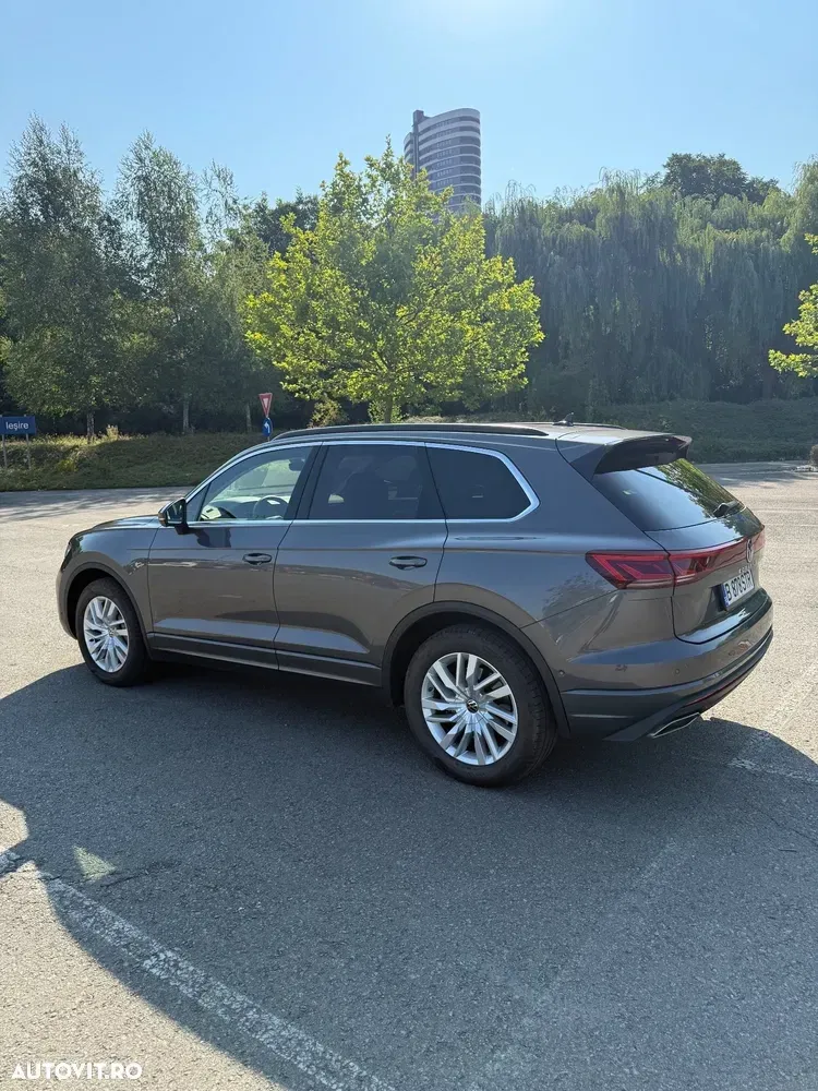 Volkswagen Touareg III V6 TSI 4MOTION Elegance — imagine 5